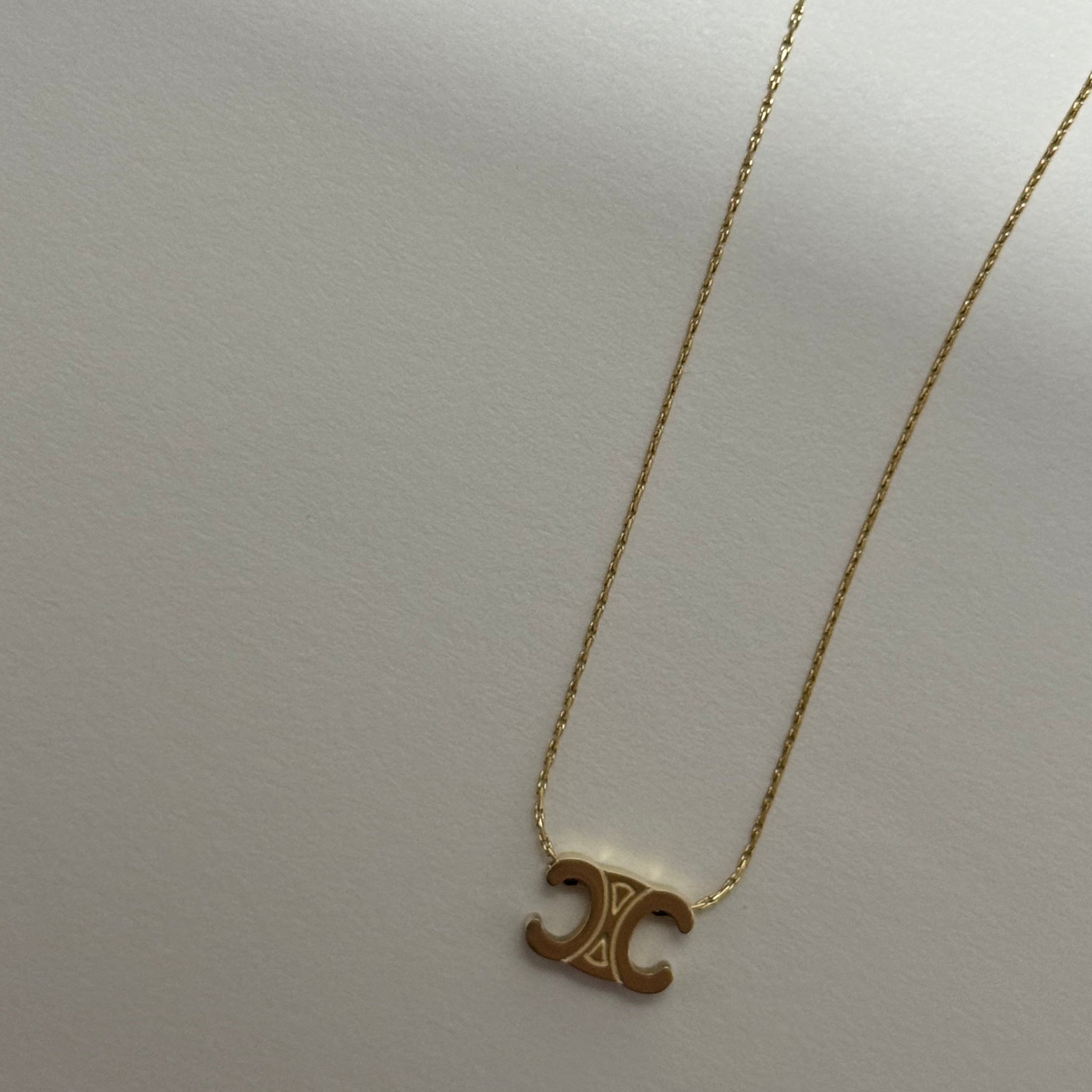 Celin’e Solid Necklace