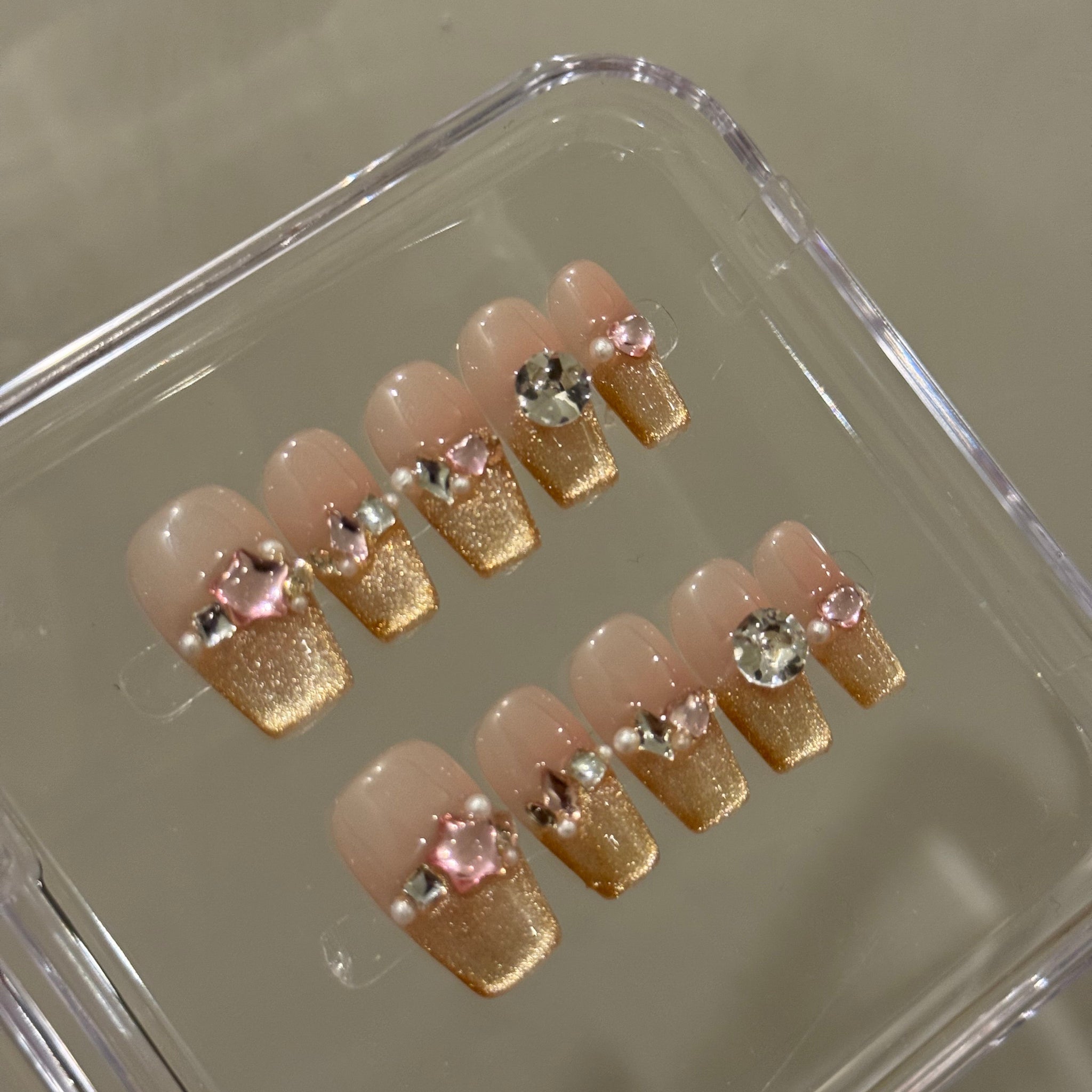 N24 Gold Rhinestones Nails Set