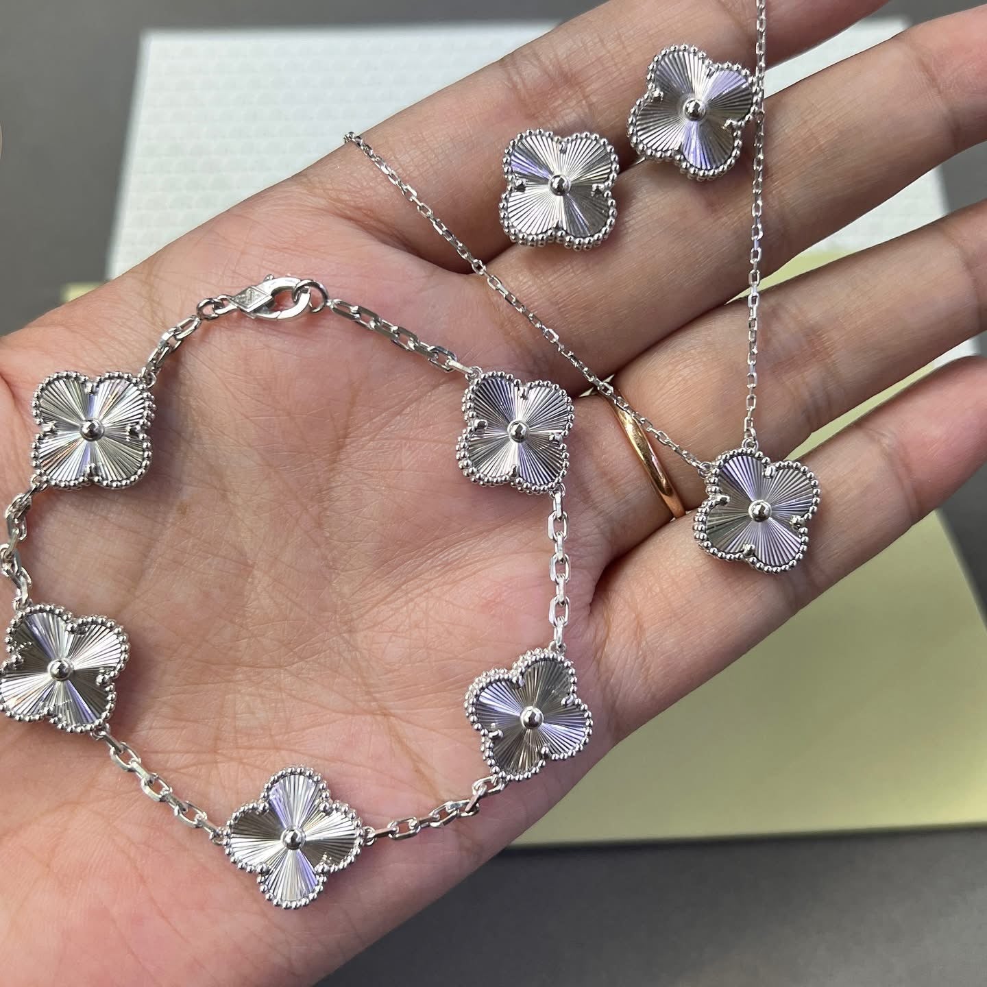 Silver New VC Complete Set