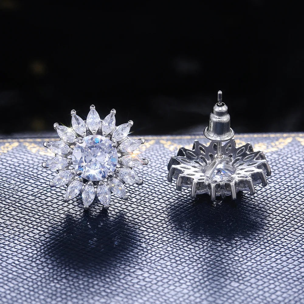Wick Flower  Silver Studs