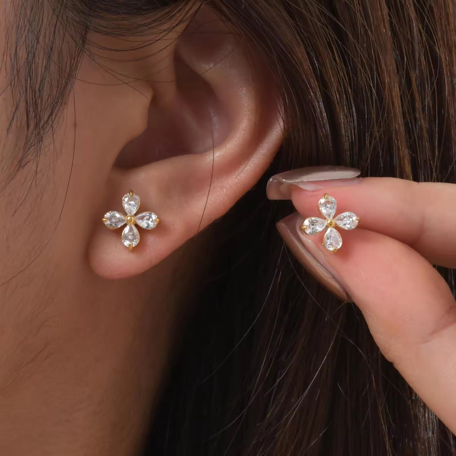 Zeena Mini Studs