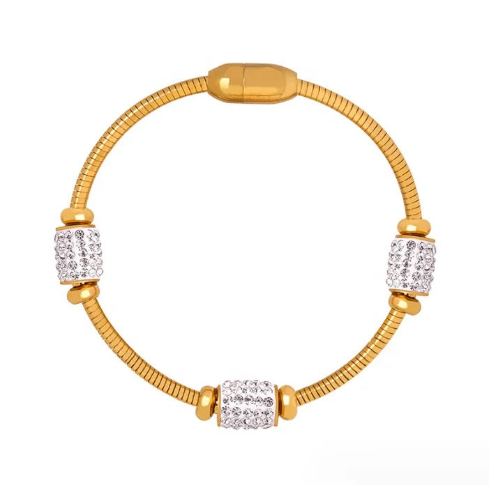 Amazon Gold Bangle A65