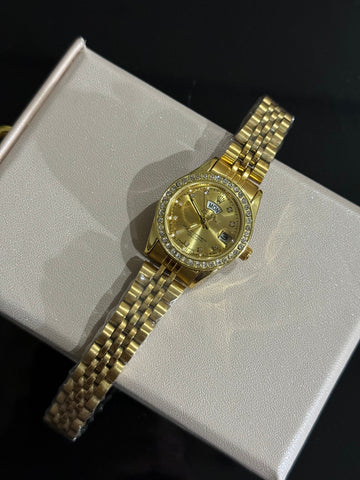 Luxe Watch Gold