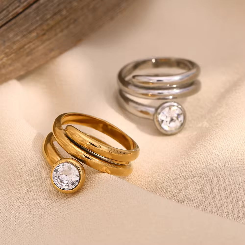 Silver Loopy Diamond Ring