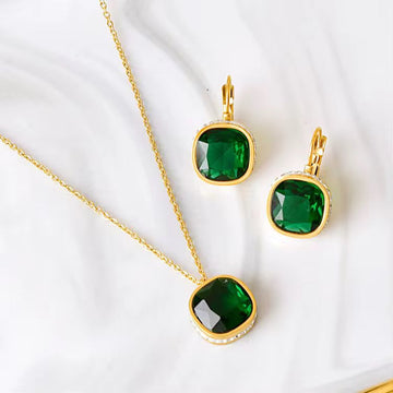 Emerald Square Gold Set