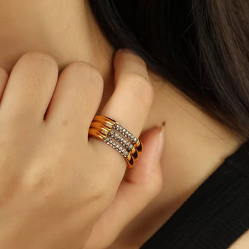 Mia Ring 18k