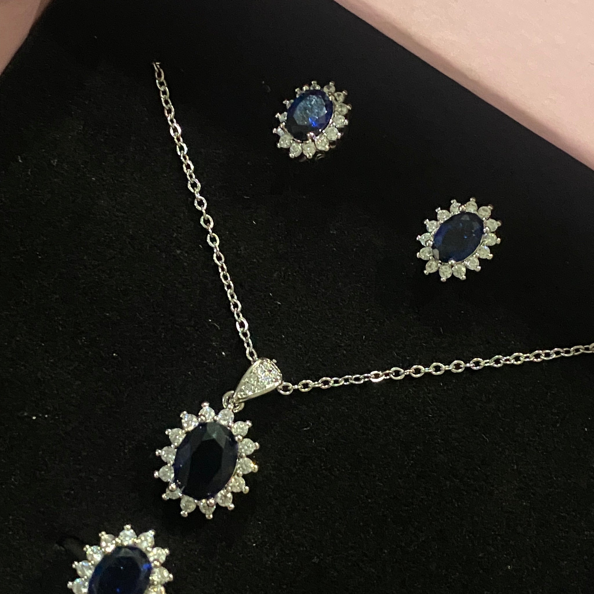 Mini Diana Complete Set