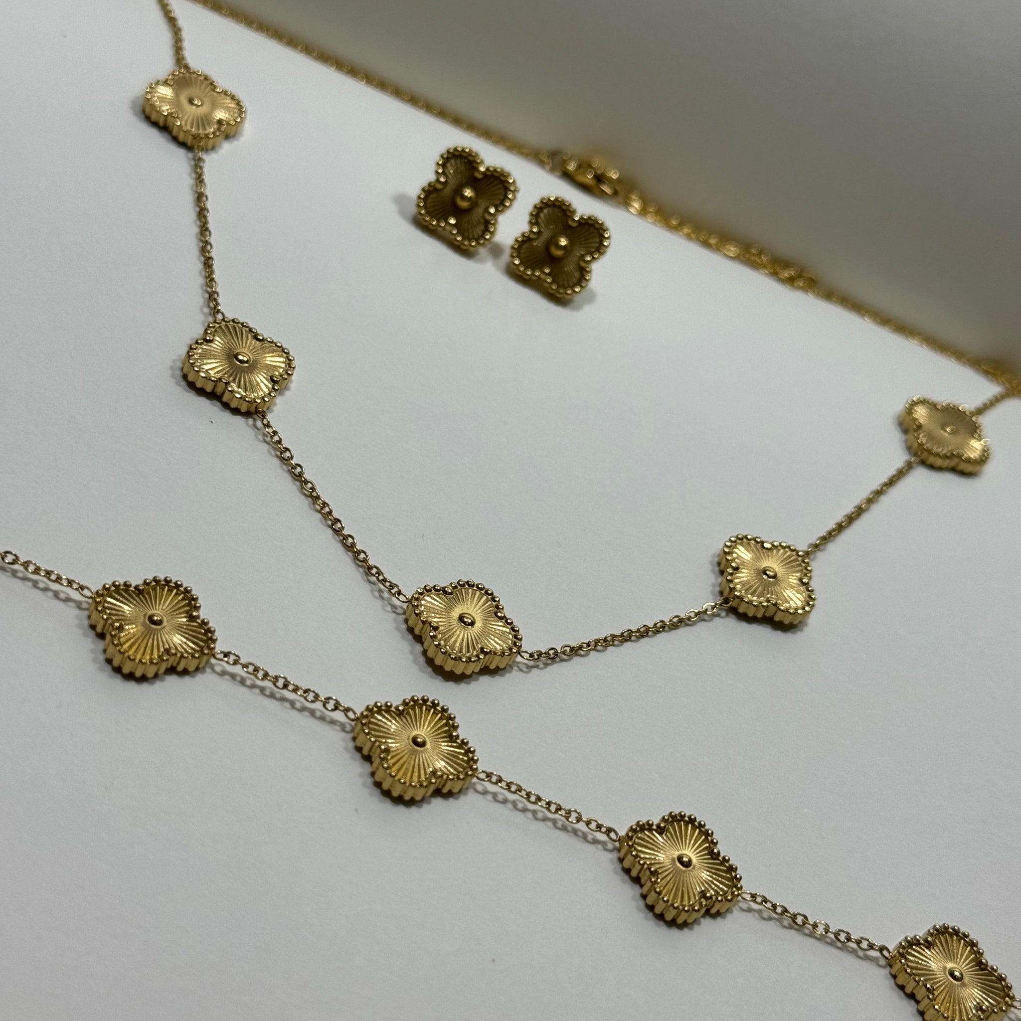 Gold Multiple Clover Zara Set