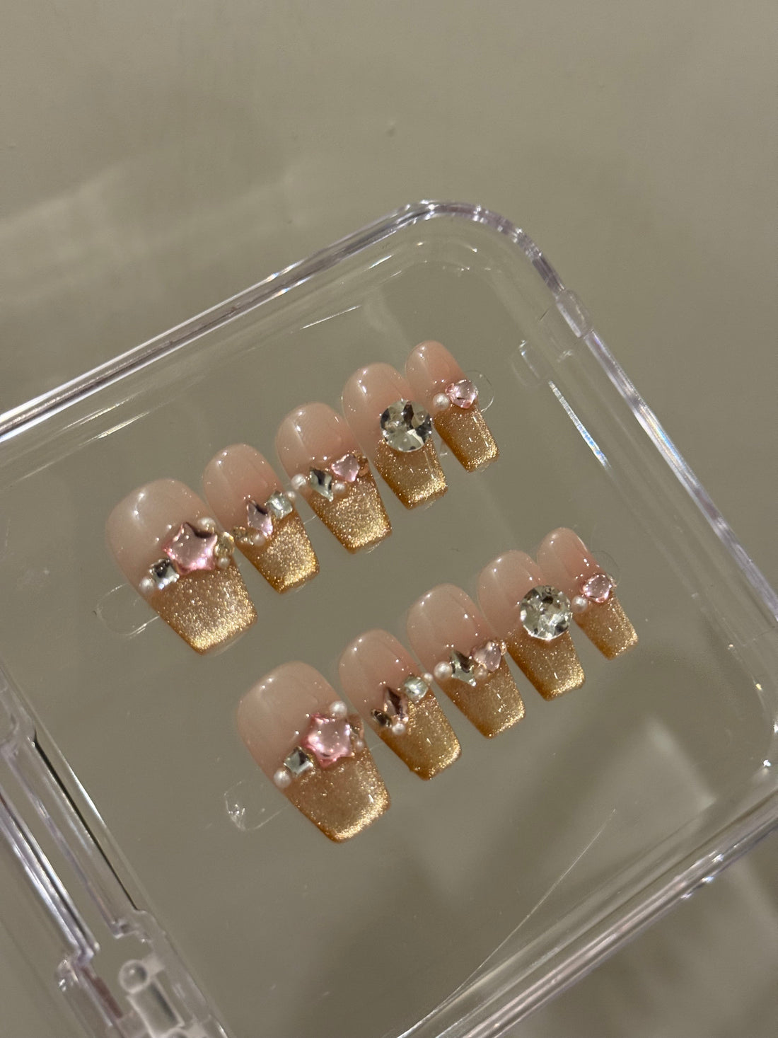 N24 Gold Rhinestones Nails Set