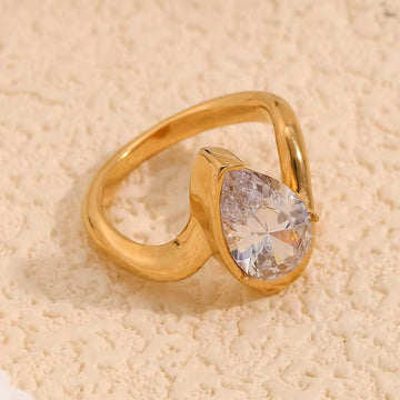 Lush Teardrop Ring