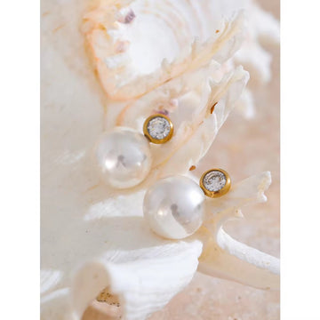 Bunny Pearl Studs