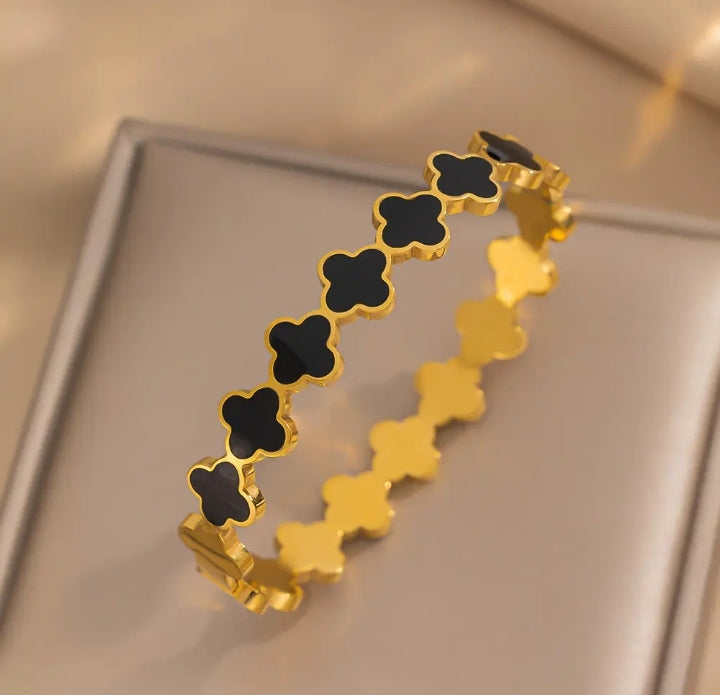 316L stainless steel high quality waterproof sweat proof clover openable bracelet