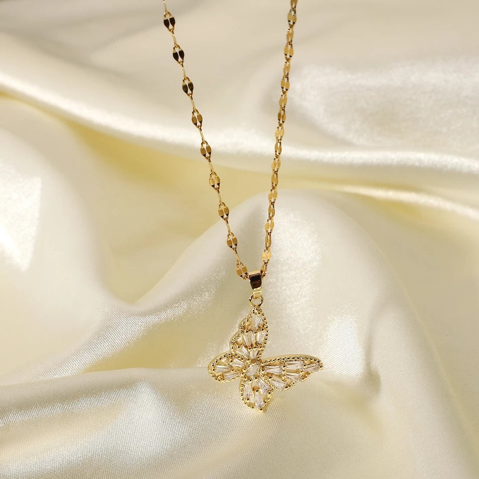 Dainty Butterfly Necklace