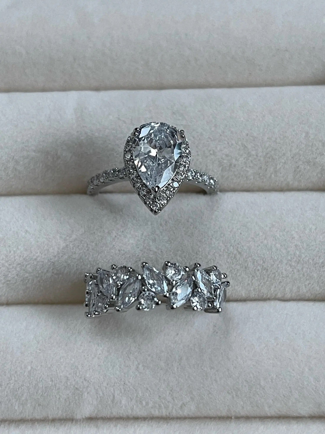 Zirconia Teardrop Set (Ring)