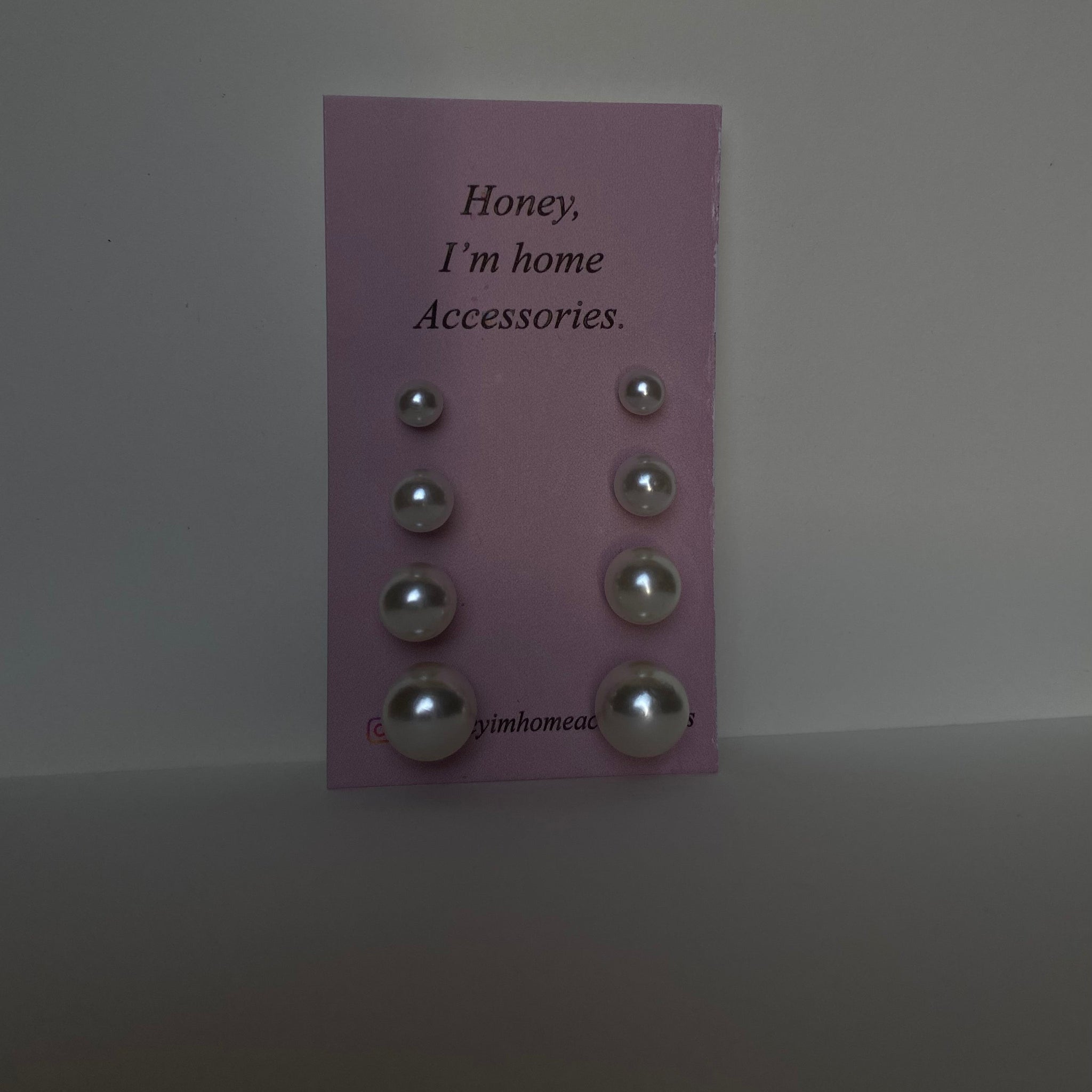 Mini Pearl Studs (4 pairs)