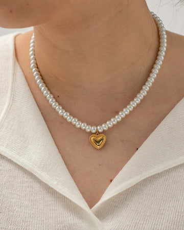 Natural Pearl Gold Heart Necklace