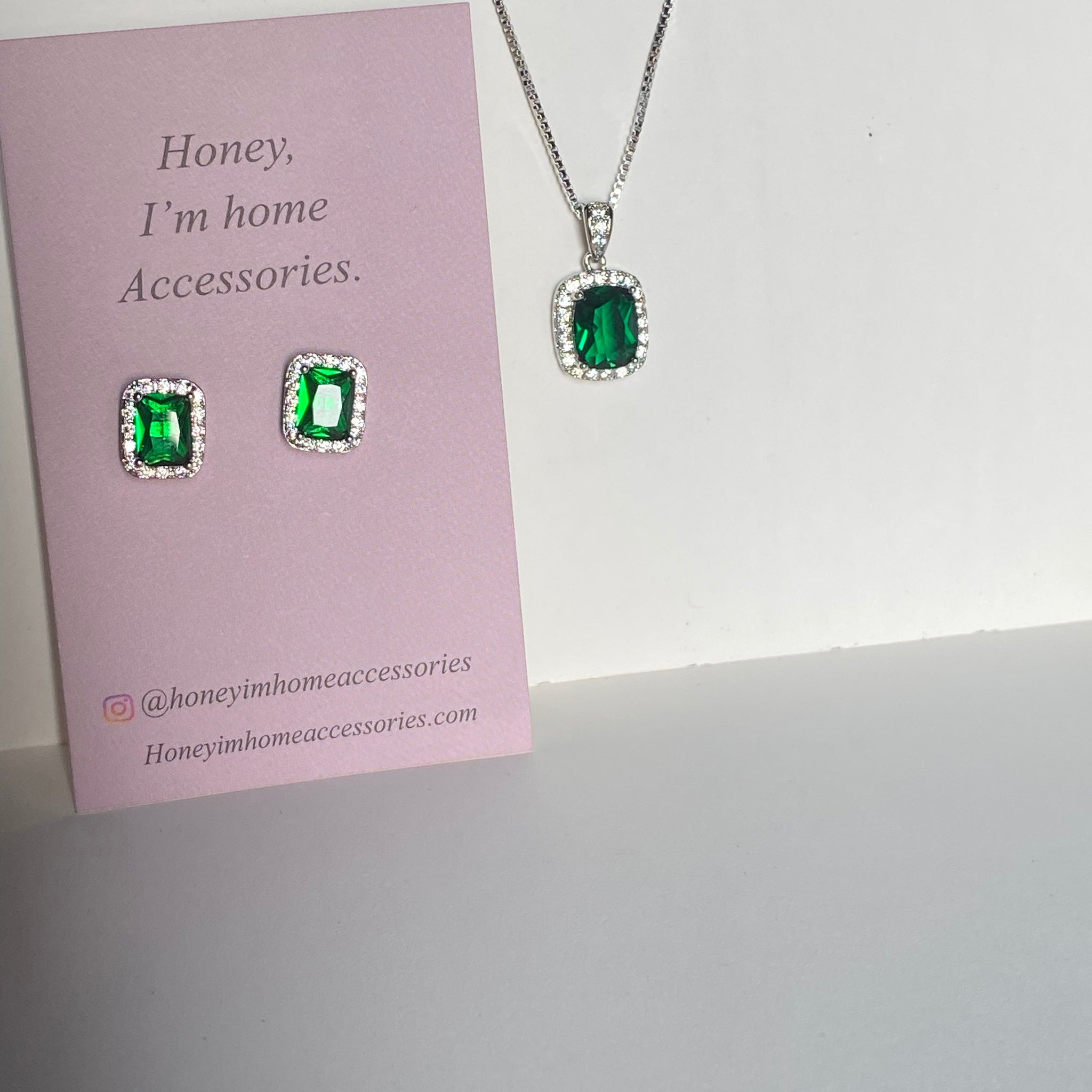 Green Chloe Complete Set