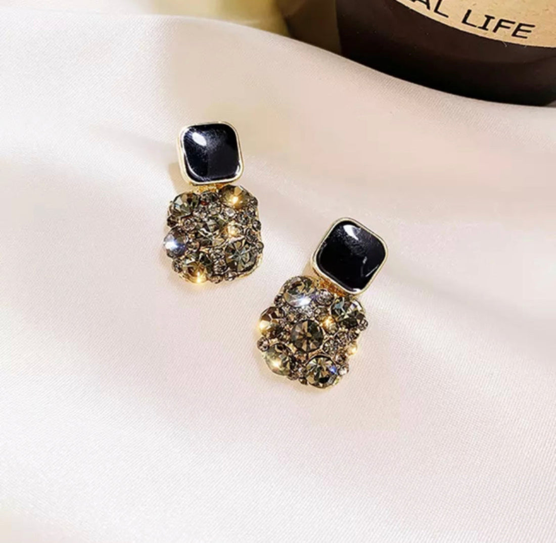 Black Crush Earrings
