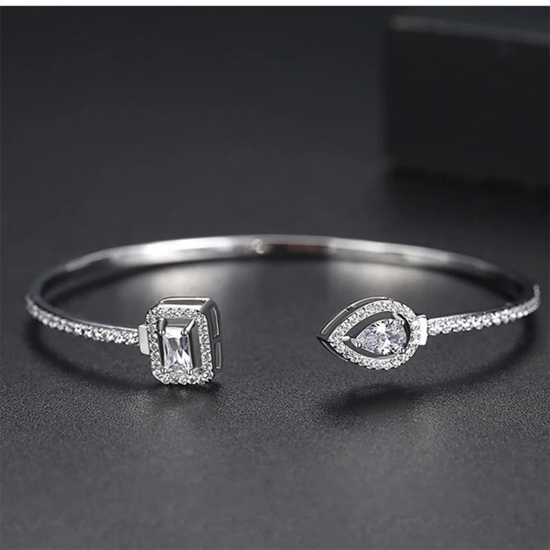 Silver Zircon bangle