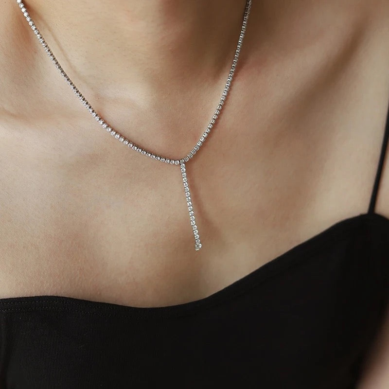 Streamlined Zircon Necklace